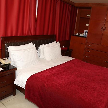 Duroy Hotel Beirut Bagian luar foto