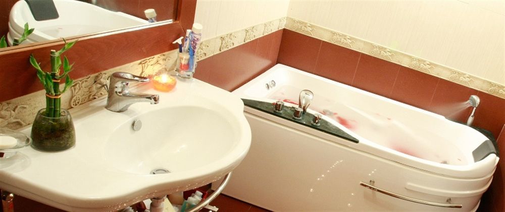 Duroy Hotel Beirut Bagian luar foto